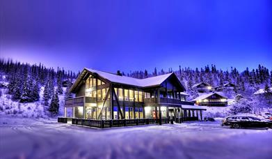 Den Lykkelige sportsmann offers accommodation by the foot of Gaustatoppen