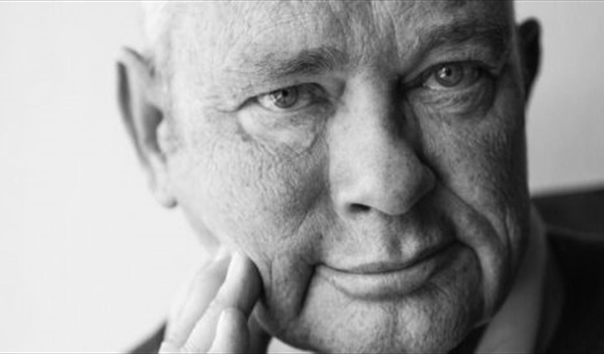 Gjenåpning av Det røde bibliotek