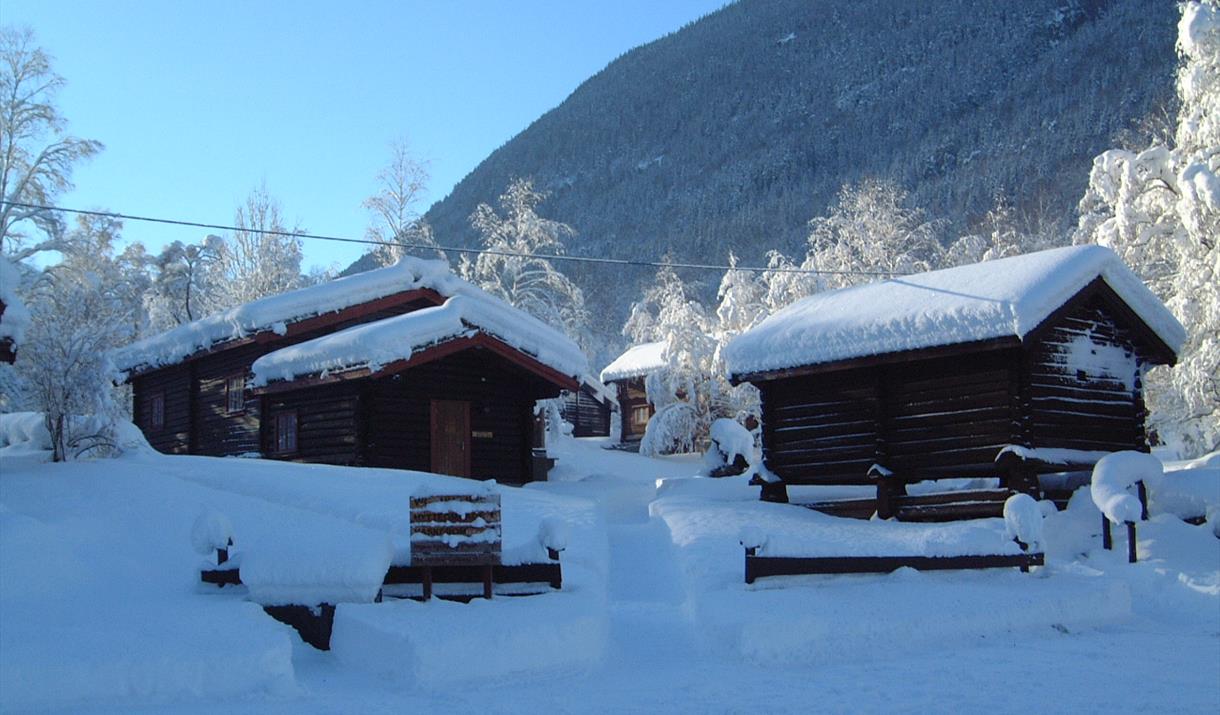 Rjukan Hytte og caravanpark har vinterisolerte hytter som gjør hytteutleie mulig hele året